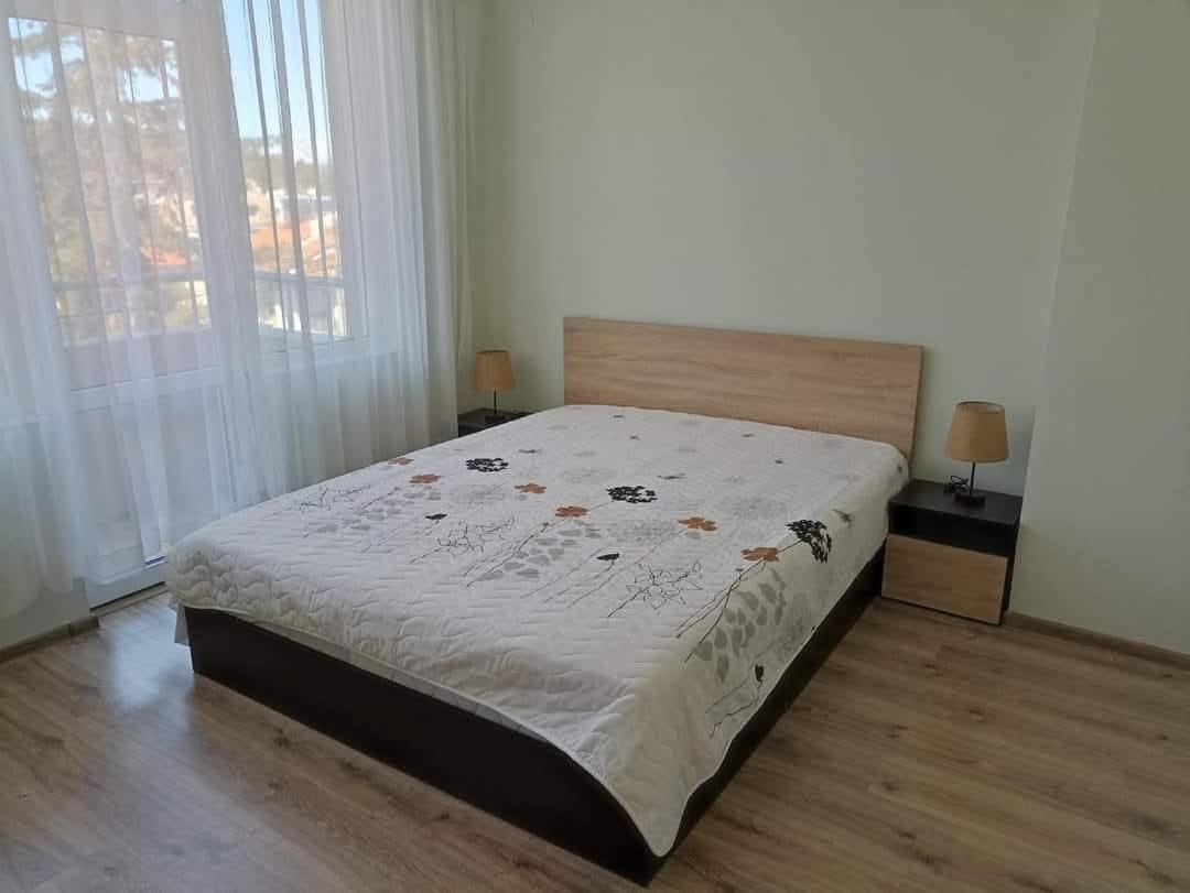 Приятелската Къща Hotell Velingrad Exteriör bild